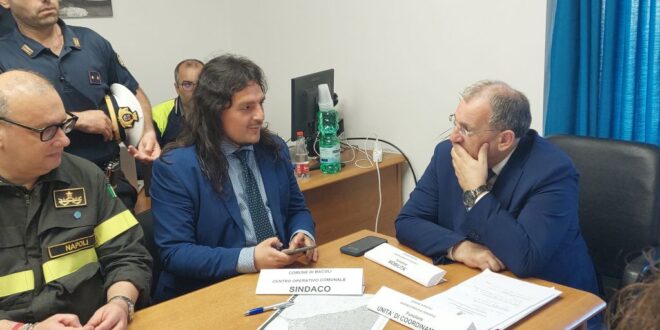 Scosse e Bradisismo intervista al prefetto  di Napoli Michele Di Bari a Bacoli. Video
